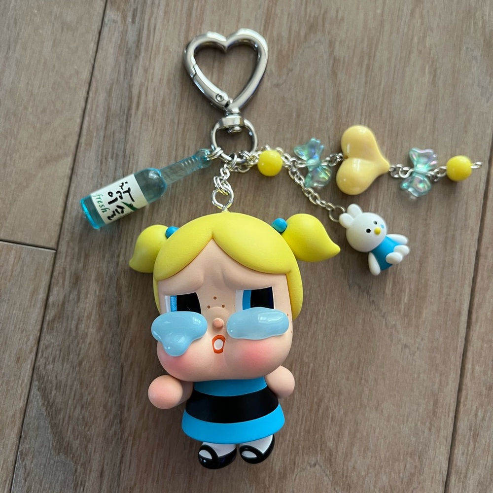 Pop mart cry baby x powerpuff girl